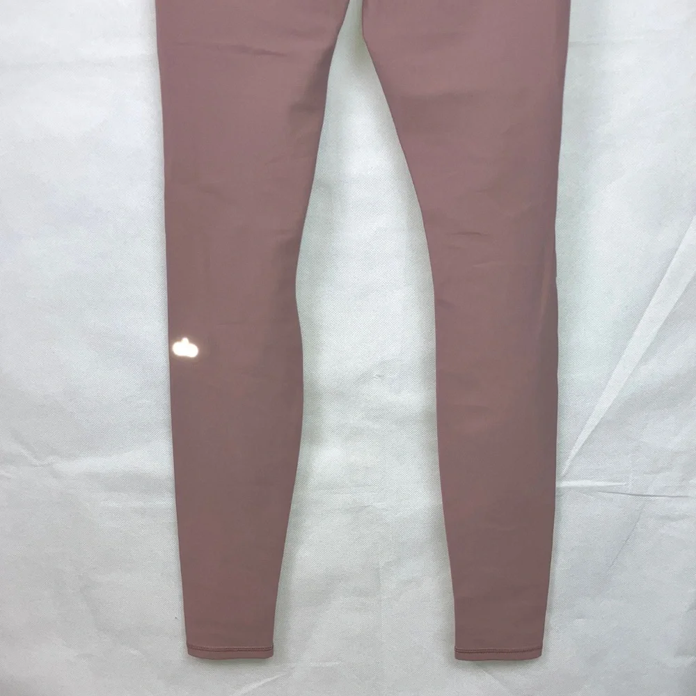 ALO Women’s Size M Warrior Cut Pink High-Waisted Leggings Sporty Gym Yoga Pants